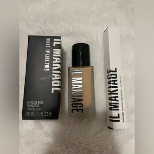 Il Maikage liquid foundation & black eyeliner